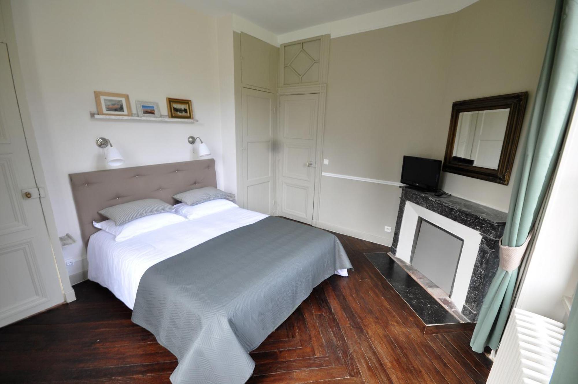 Domaine De La Cressonniere Bed & Breakfast Saint-Martin-de-Bienfaite-la-Cressonniere Oda fotoğraf