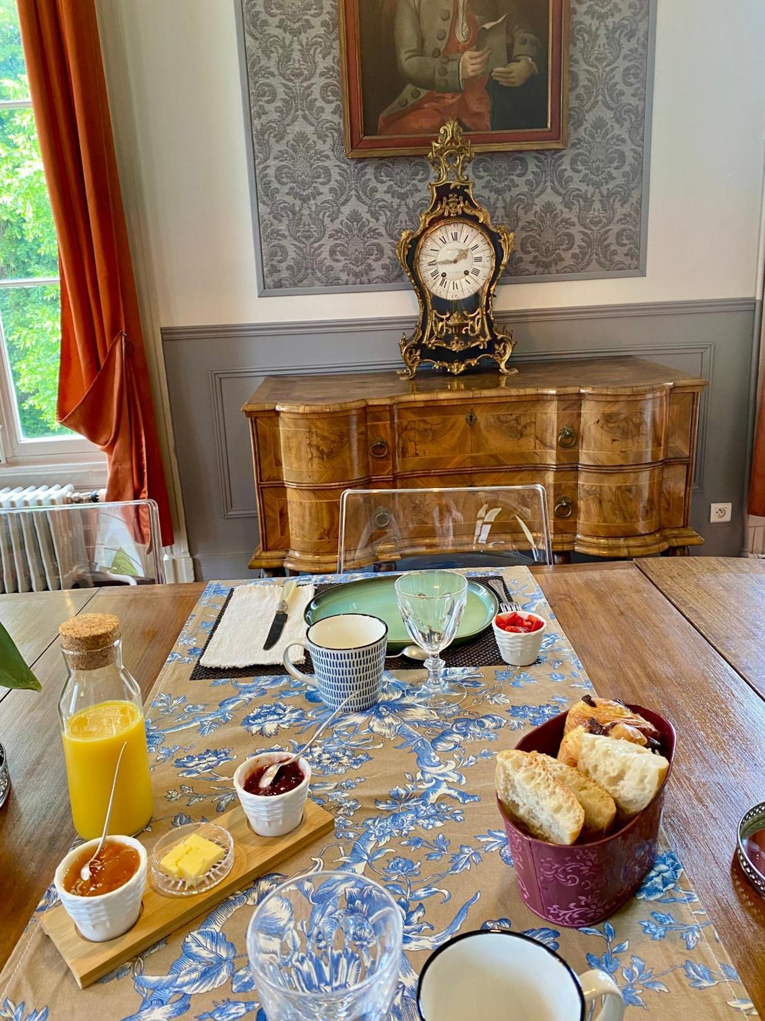 Domaine De La Cressonniere Bed & Breakfast Saint-Martin-de-Bienfaite-la-Cressonniere Dış mekan fotoğraf