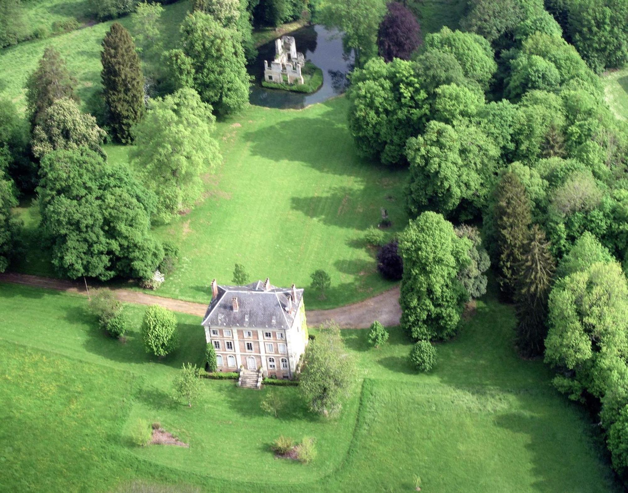 Domaine De La Cressonniere Bed & Breakfast Saint-Martin-de-Bienfaite-la-Cressonniere Dış mekan fotoğraf